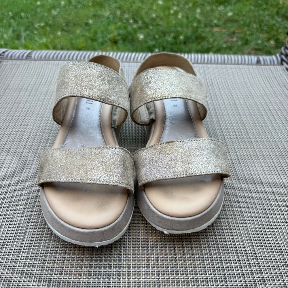 HH Cordani Alisha Wedge Slingback Sandals in Dusty Gold‎ Suede shoes